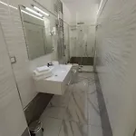 Paradise Hotel 4*