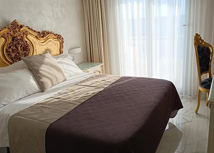 Paradise Hotel