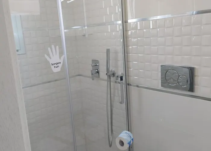 Paradise Hotel 4*
